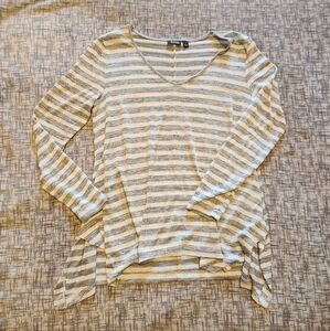 ❣️ Long-sleeved Top ❣️BOGO